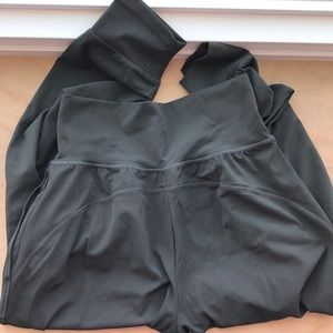 Athleta salutation joggers